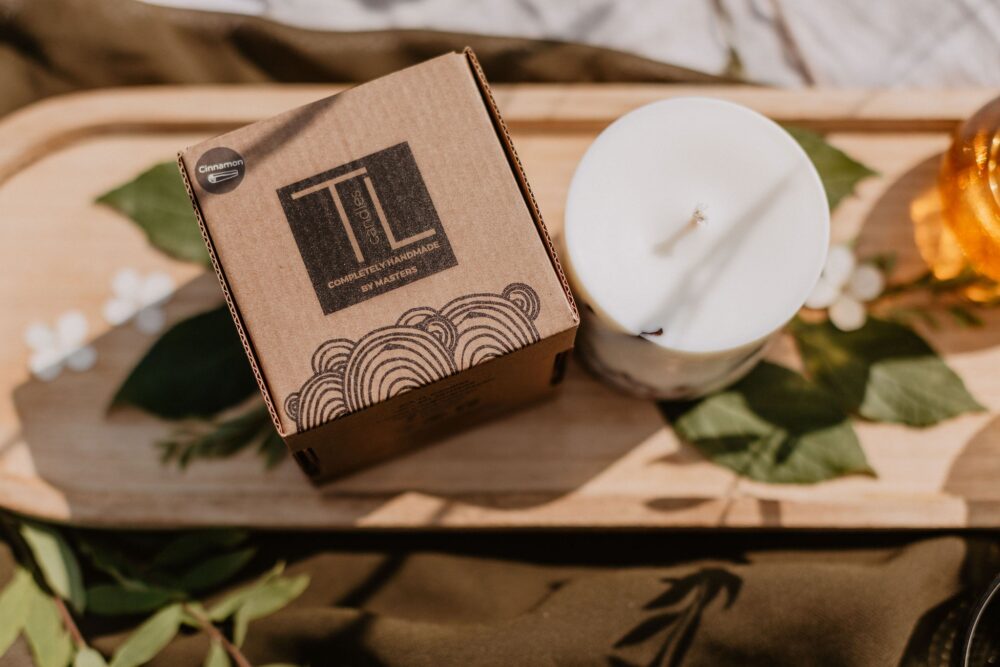 Hand-made Soy Wax Candle with Cinnamon Scent - Image 4