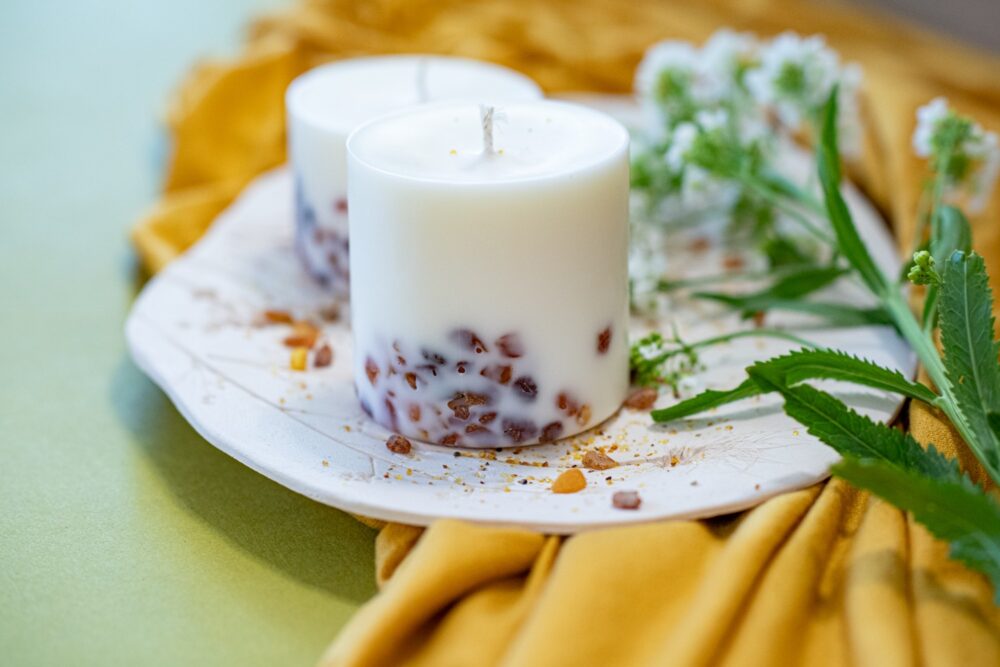 Hand-made Soy Wax Candle with Pine Scent - Image 2