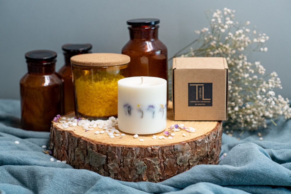 Hand-made Unscented Soy Wax Candle - Image 4