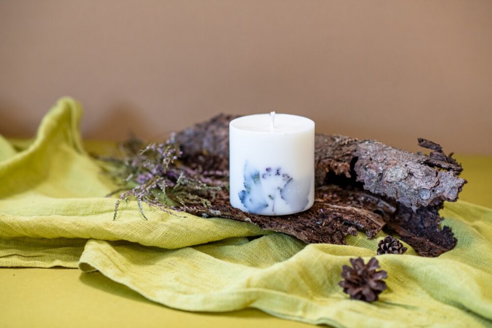 Hand-made Soy Wax Candle with Forest Scent - White - Image 6