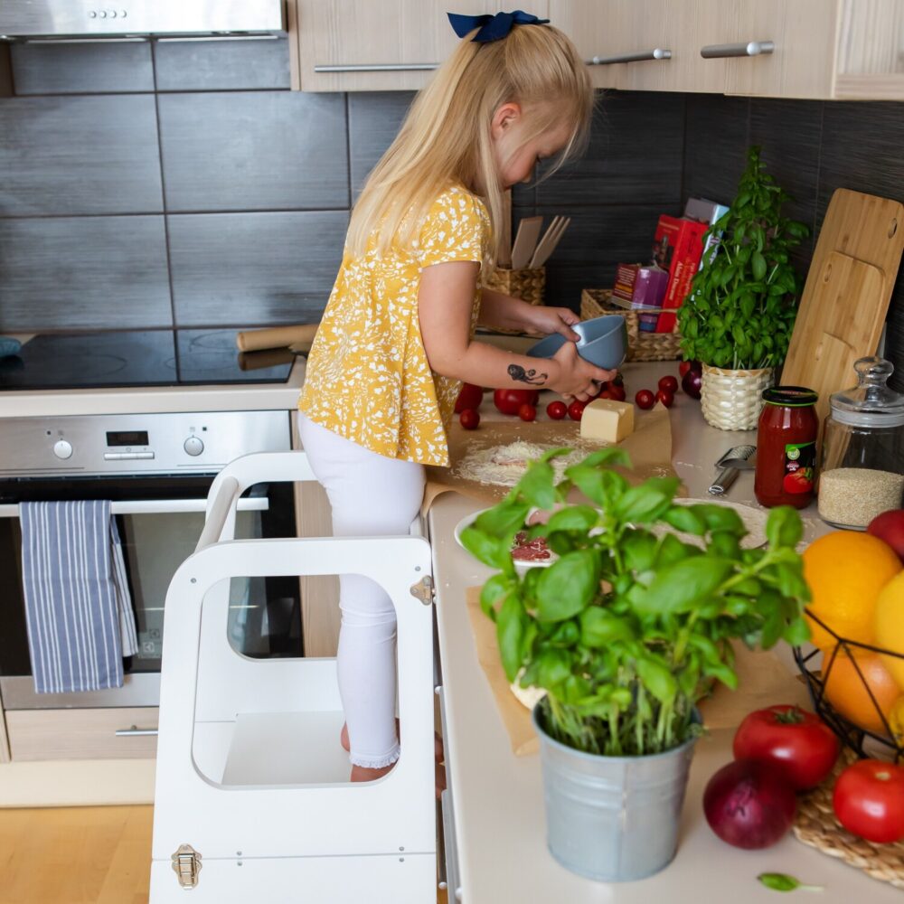 Transformable Kitchen Tower / Table & Chair - Image 4